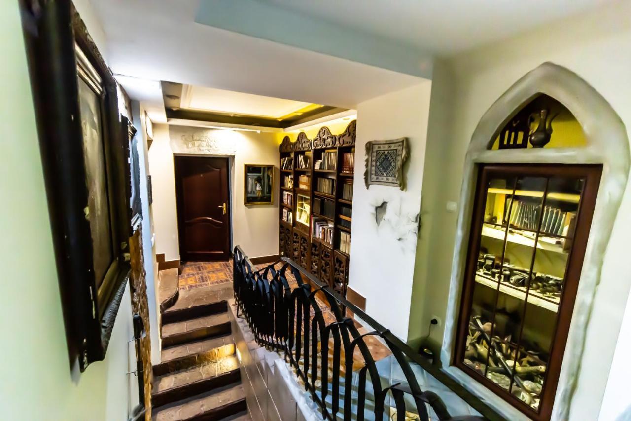 Dwor Boratyn Bed & Breakfast Bagian luar foto