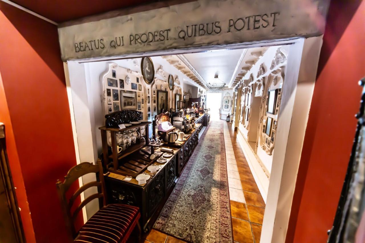 Dwor Boratyn Bed & Breakfast Bagian luar foto