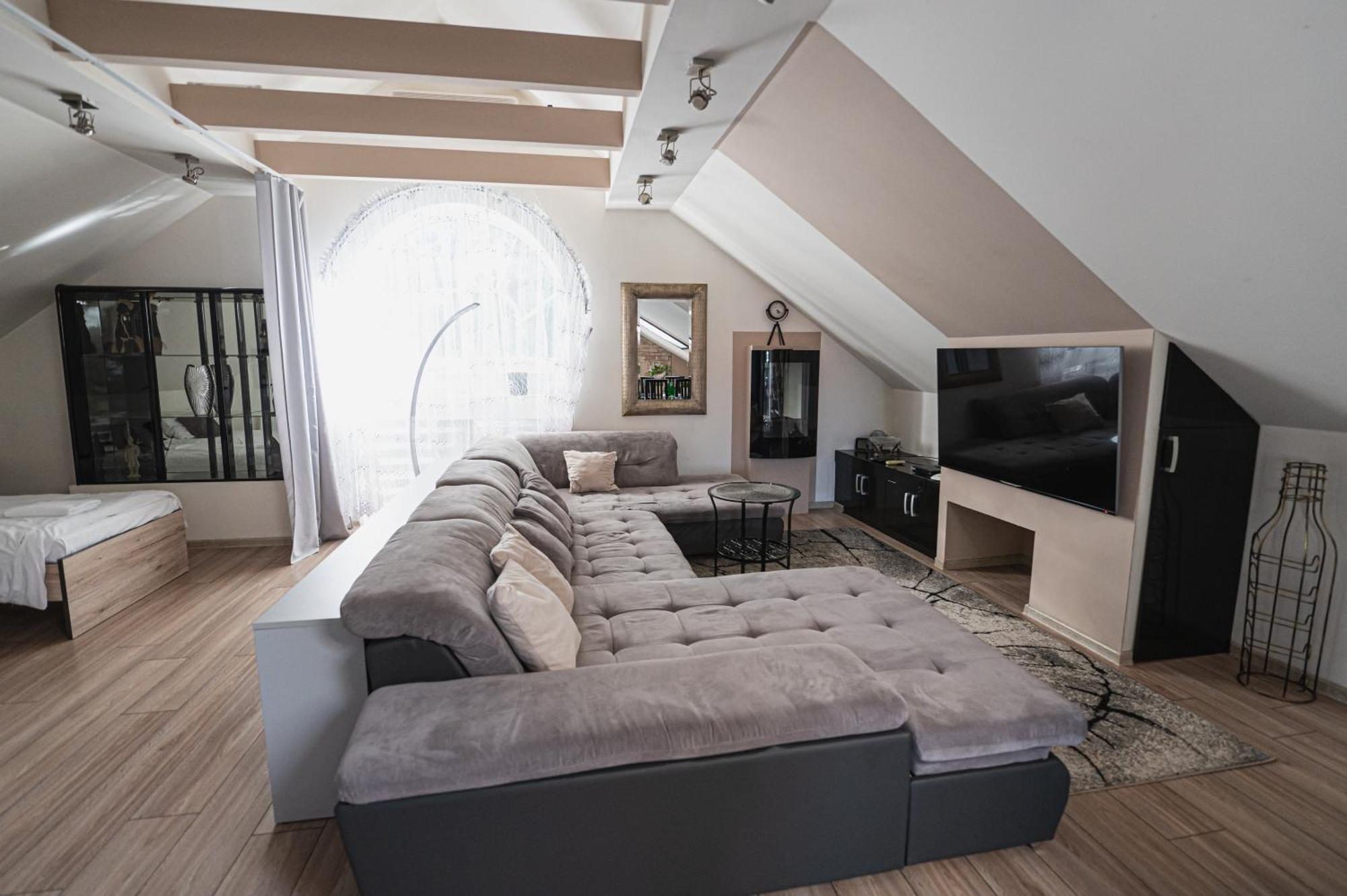 Dwor Boratyn Bed & Breakfast Bagian luar foto