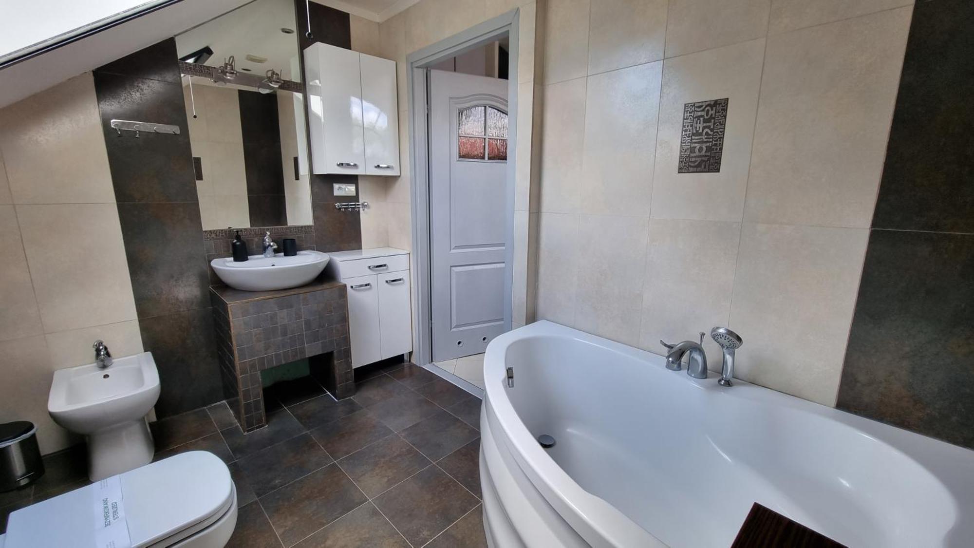 Dwor Boratyn Bed & Breakfast Bagian luar foto
