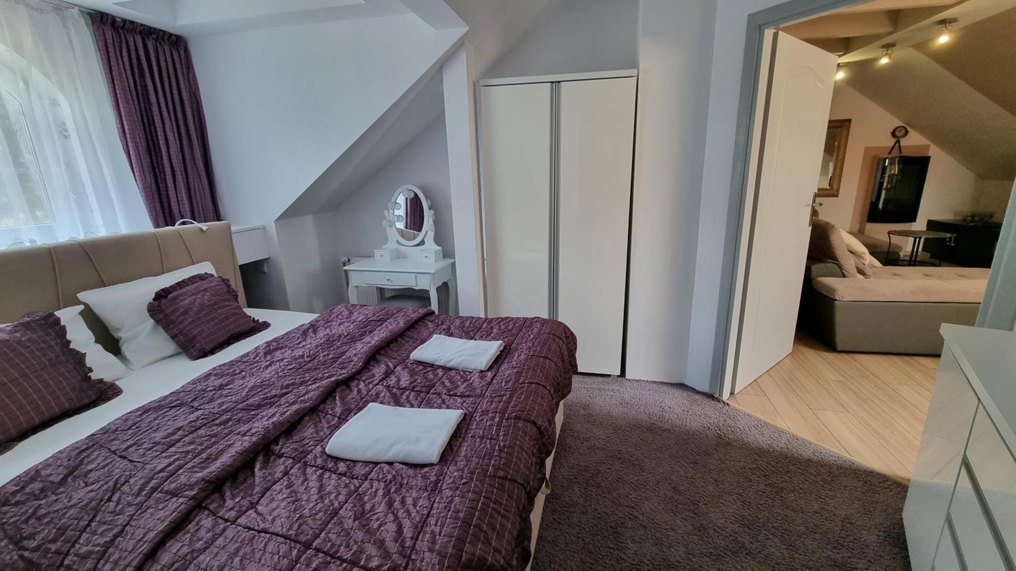 Dwor Boratyn Bed & Breakfast Bagian luar foto